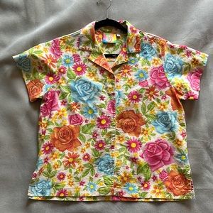 Big bud press pantry button up vintage wallpaper floral small